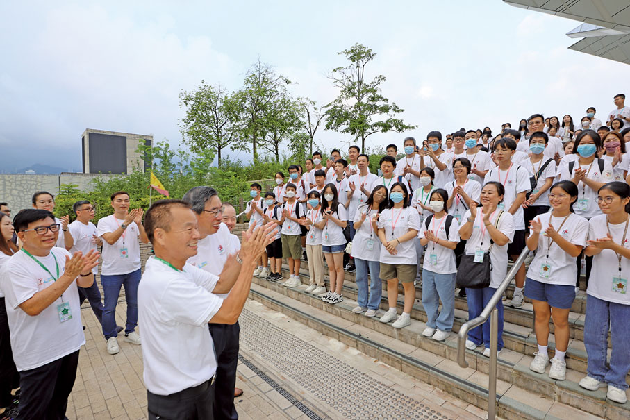 b06a7.jpg b06a7.jpg
